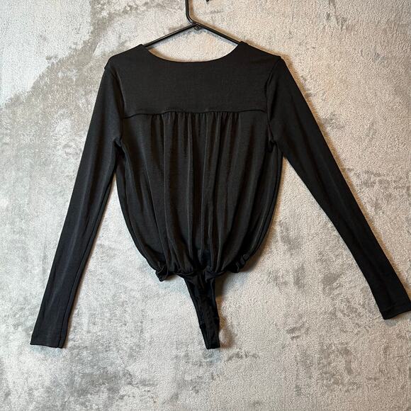 Free People Black Turnt Faux Wrap Long Sleeve Bodysuit Size Small - Picture 3 of 6